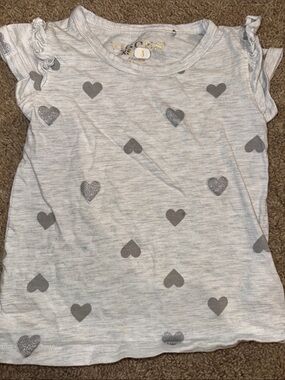 Light Gray Heart Ruffle Sleeve Tee
